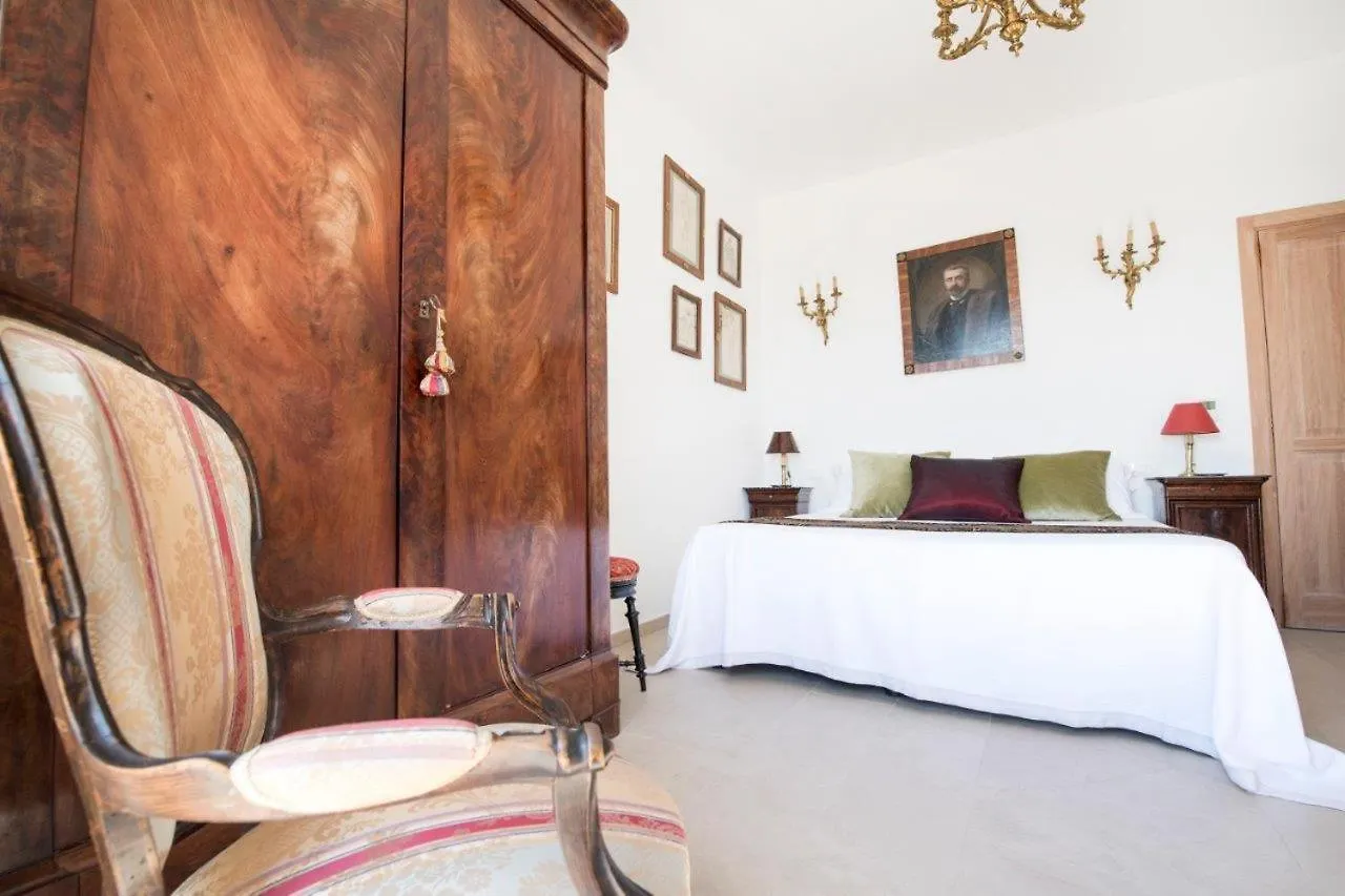 Cinecitta Sicily - La Villa Art Deco Noto 0*,  Italy
